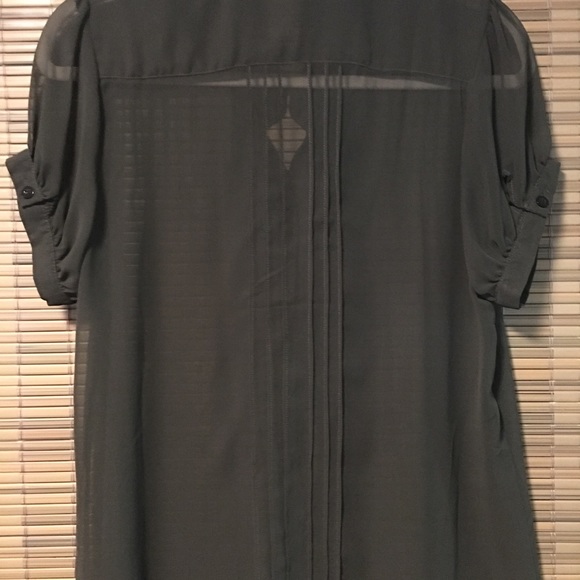 {The Limited} Shirt - Picture 2 of 3